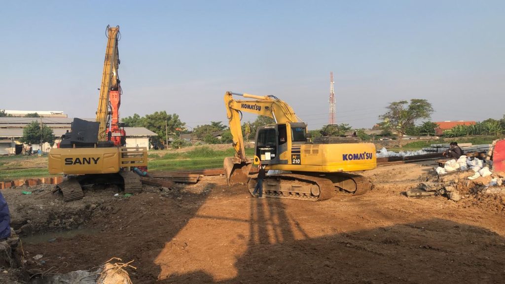 sewa excavator semarang