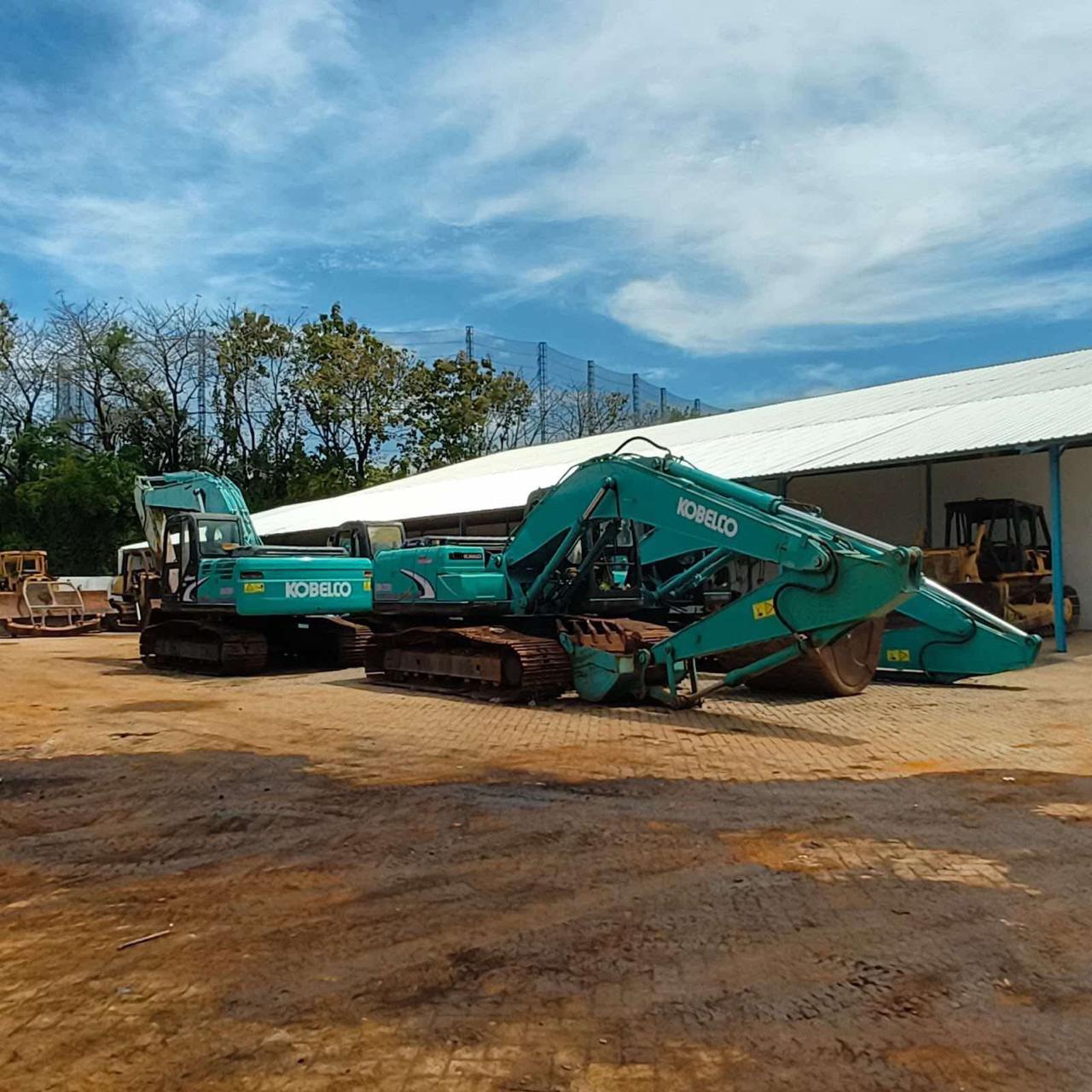 sewa excavator majalengka