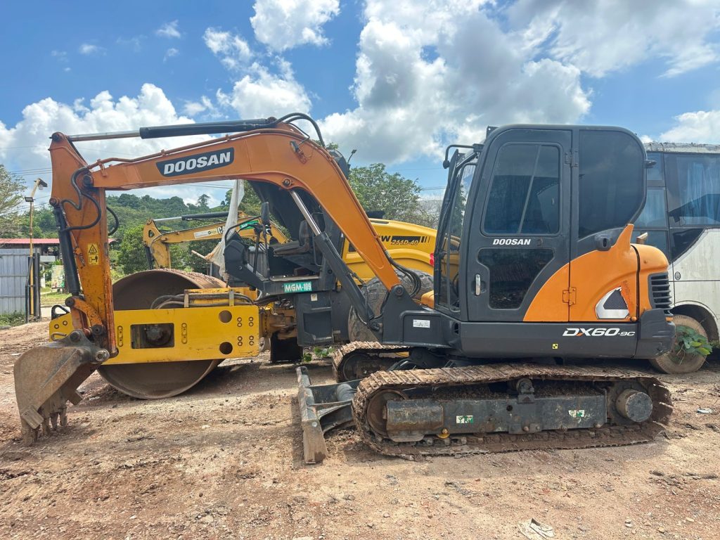 sewa excavator terdekat